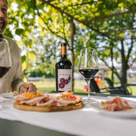 Hétvégi ház Albafiorita Latisana